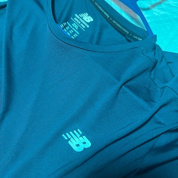 New Balance Men's Sport Essentials T-DRY Shirt Navy Blue! NWT - Picture 1 of 8